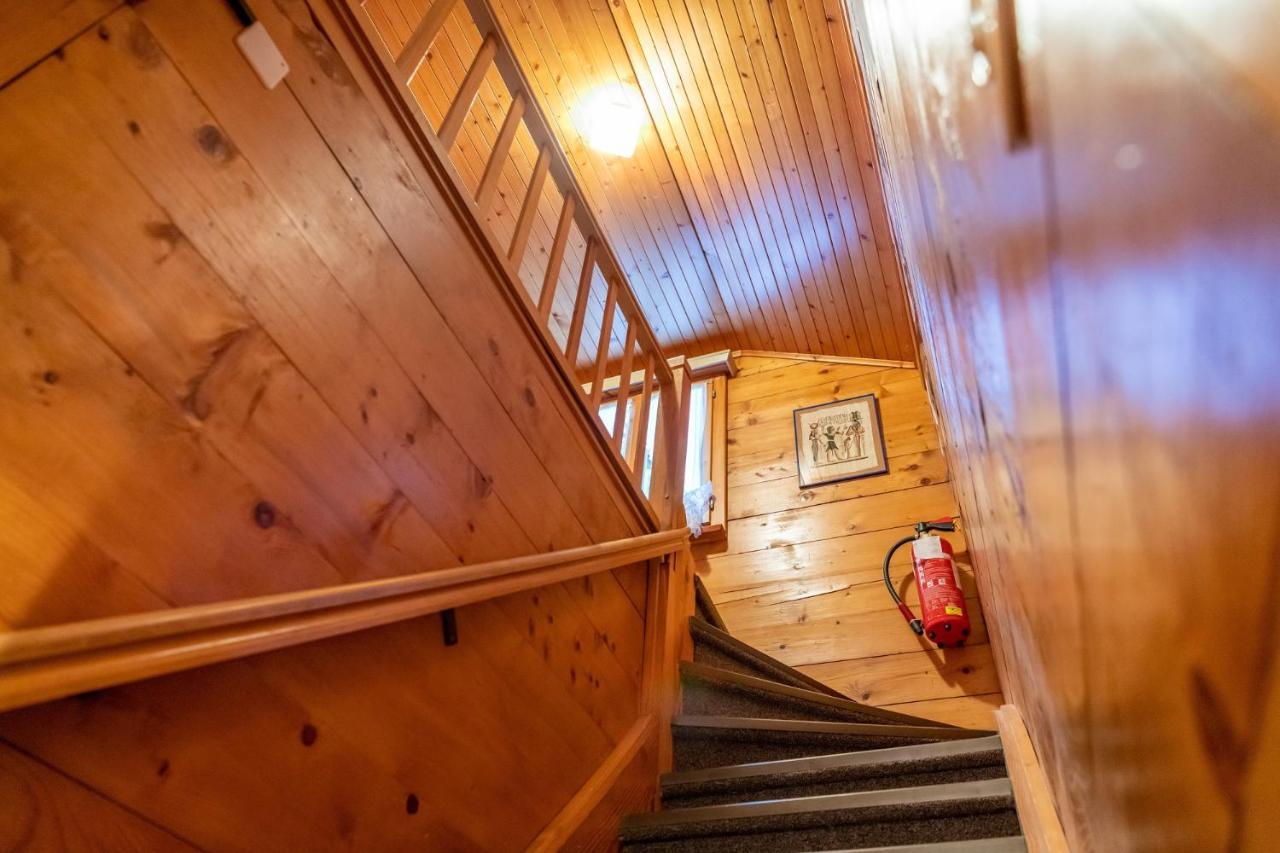 Chalet Bambi "Marchenhaft" Apartment Grachen Ngoại thất bức ảnh
